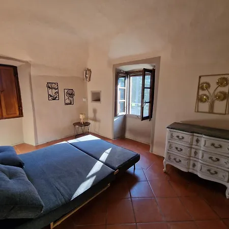 Alojamento de Turismo Rural La Pietra Di Ebenezer Filetto (Massa and Carrara)